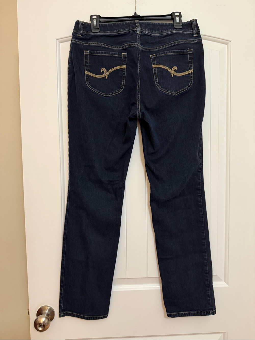 Chico’s Embroidered Pocket Dark Wash Straight-Leg Jeans Sz 1.5R (10R)